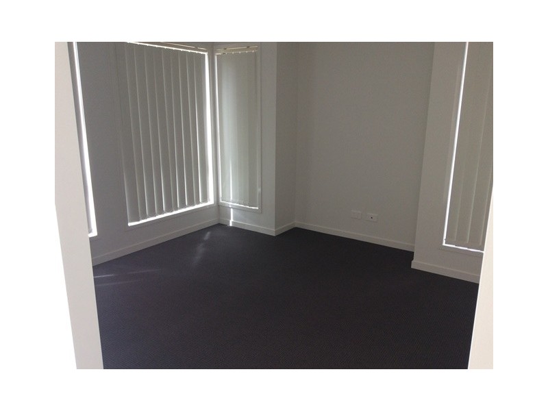 19 Cordeaux Street, Redbank Plains QLD 4301