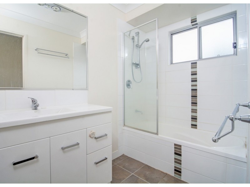 6/54 BRIGGS ROAD, Raceview QLD 4305