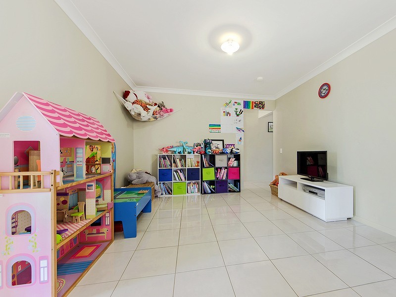 18 HAPPYDALE ROAD, Lowood QLD 4311