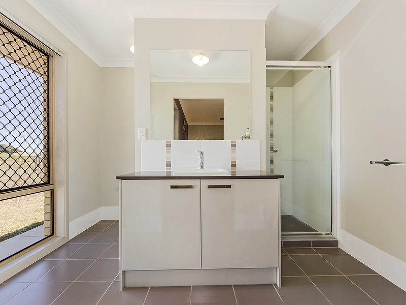 18 HAPPYDALE ROAD, Lowood QLD 4311