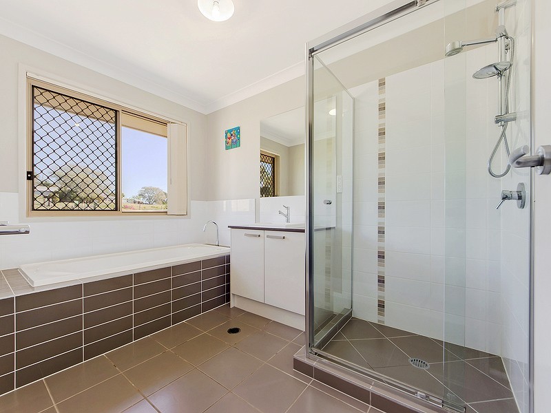 18 HAPPYDALE ROAD, Lowood QLD 4311
