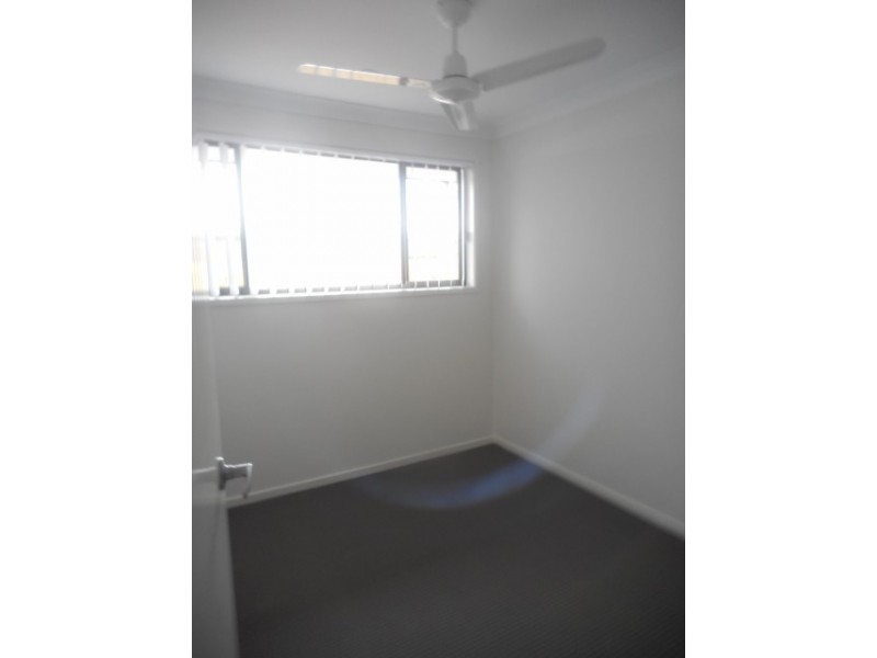 2/47 Jane Street, Leichhardt QLD 4305