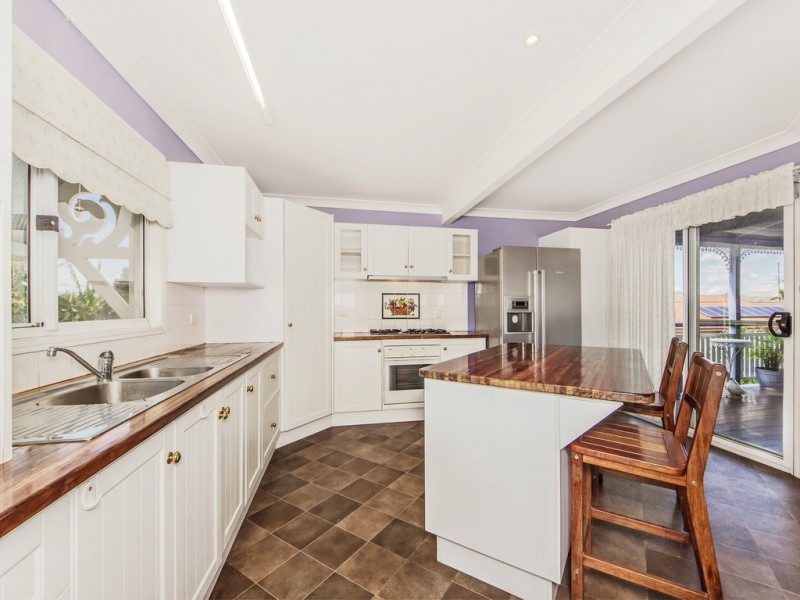 14 MACADAMIA DRIVE, Lowood QLD 4311