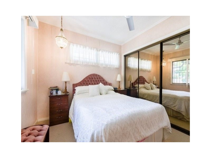 30 Hawkwood Street, Mount Gravatt East QLD 4122