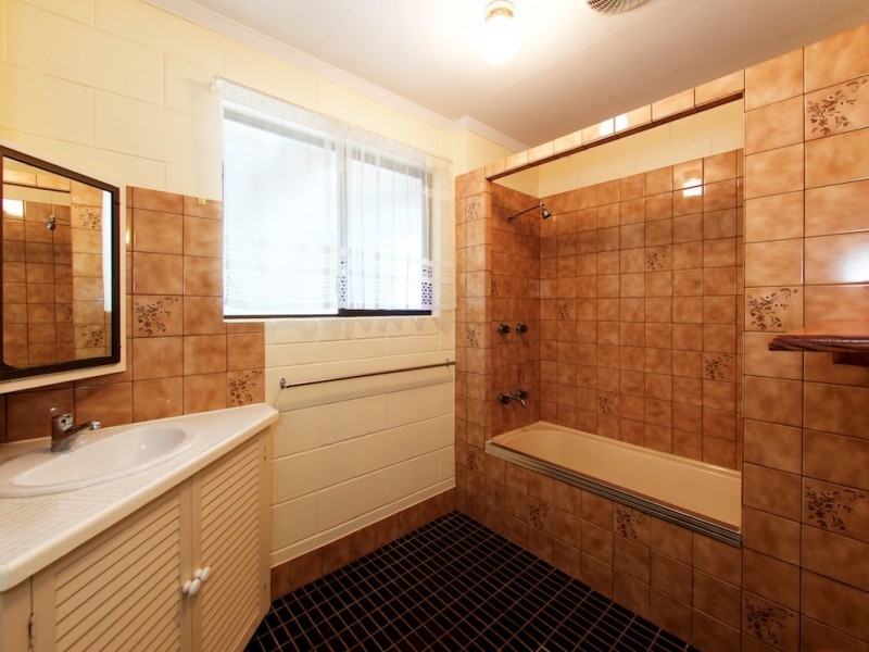 15 DON STREET, Lowood QLD 4311