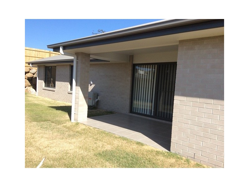 8 Saddleback Avenue, Redbank Plains QLD 4301