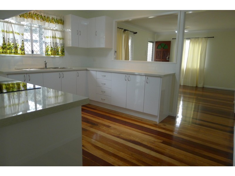 44 HOLDSWORTH ROAD, North Ipswich QLD 4305