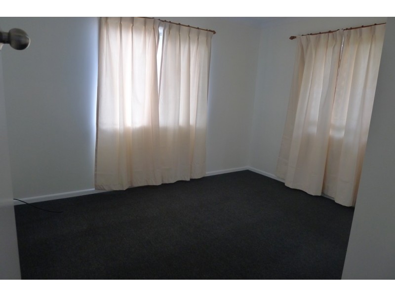 44 HOLDSWORTH ROAD, North Ipswich QLD 4305