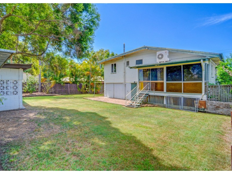 17 RACEVIEW STREET, Eastern Heights QLD 4305