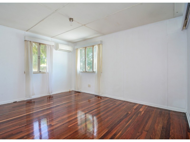 17 RACEVIEW STREET, Eastern Heights QLD 4305