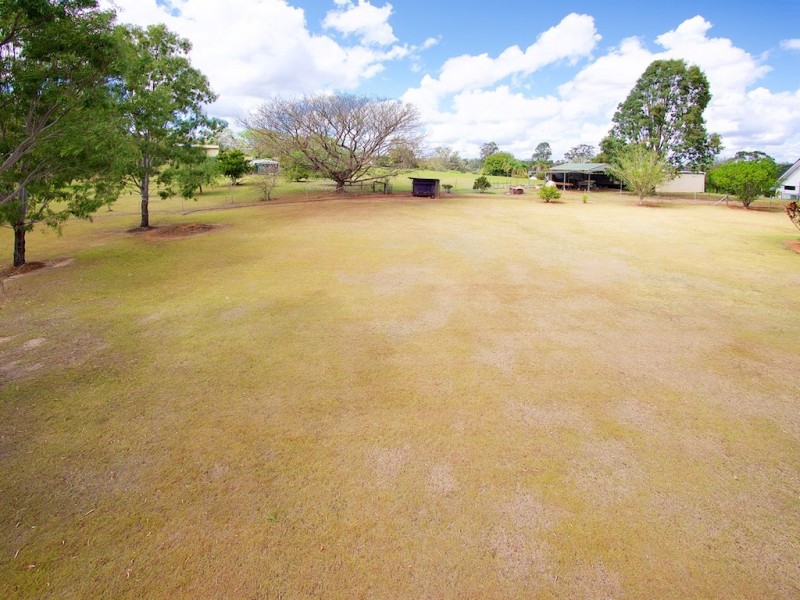 30 CARRALLUMA CRESCENT, Fernvale QLD 4306