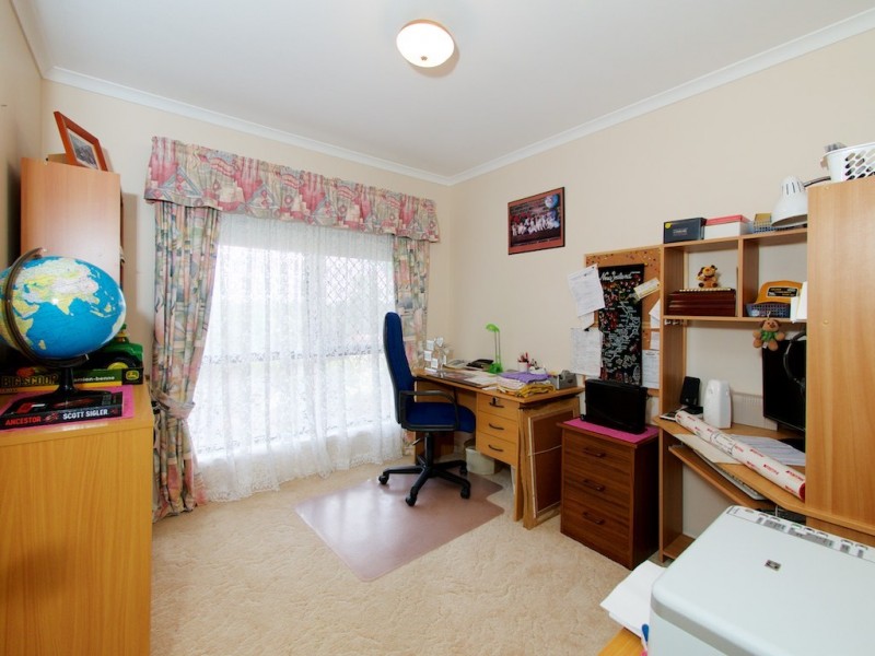 30 CARRALLUMA CRESCENT, Fernvale QLD 4306