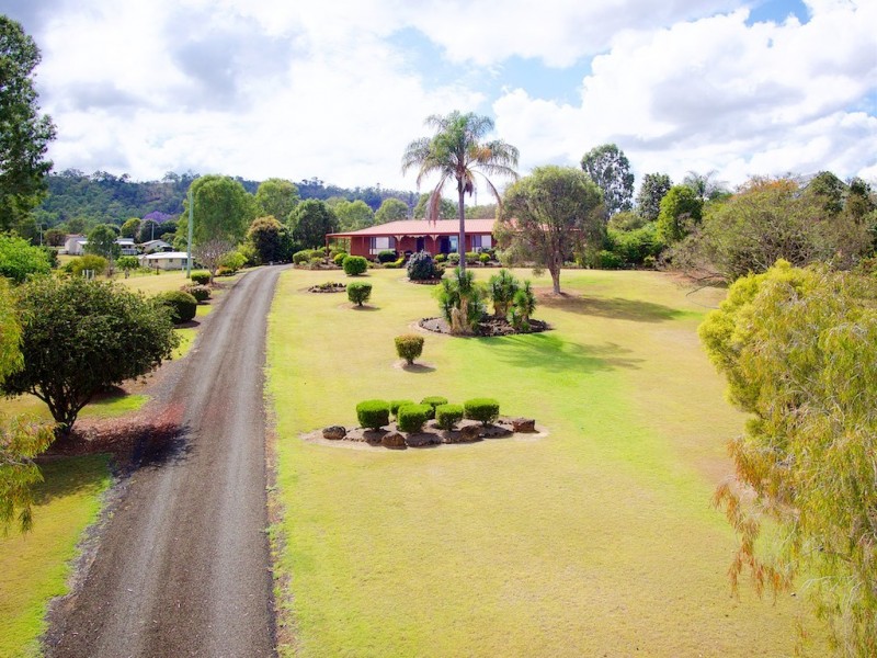 30 CARRALLUMA CRESCENT, Fernvale QLD 4306