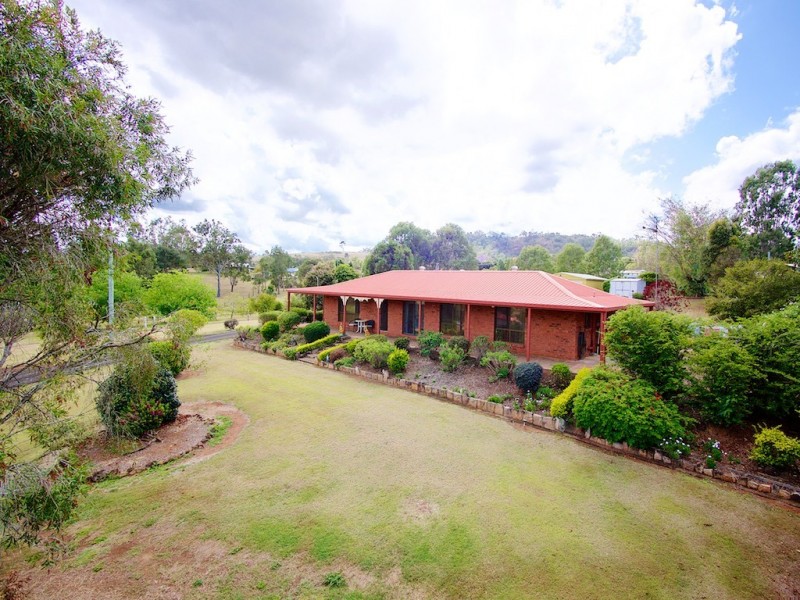 30 CARRALLUMA CRESCENT, Fernvale QLD 4306