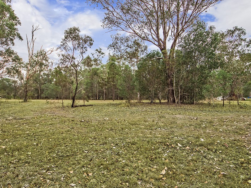 149 F HOLTS ROAD, Pine Mountain QLD 4306