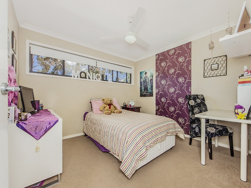 4 DALEWOOD PLACE, Fernvale QLD 4306