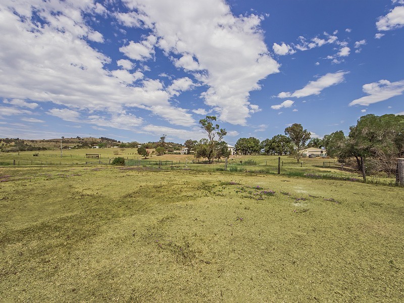 111 LOWOOD-MINDEN ROAD, Lowood QLD 4311