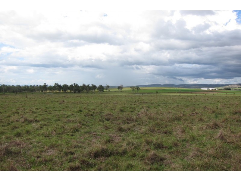 Lot15 Middle Road, Peak Crossing QLD 4306