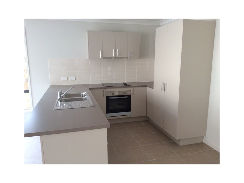28 Stirling Circuit, Redbank Plains QLD 4301