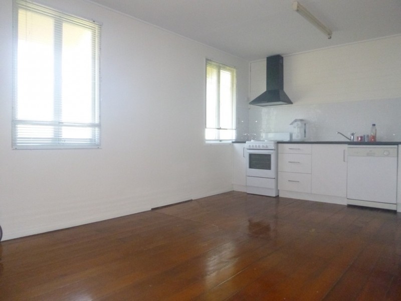 17 PARK STREET, Lowood QLD 4311