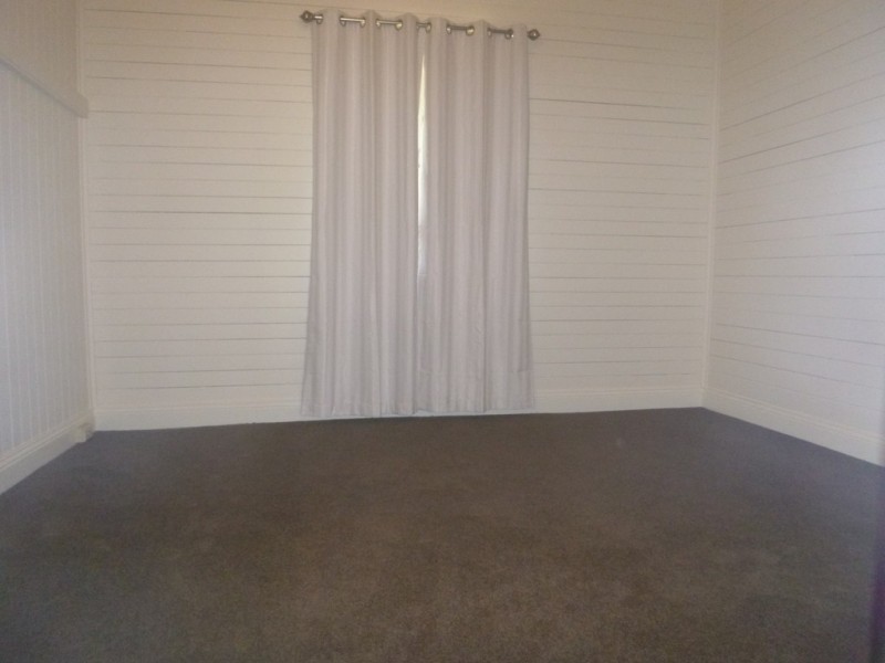 17 PARK STREET, Lowood QLD 4311