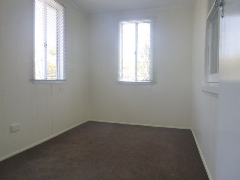 17 PARK STREET, Lowood QLD 4311