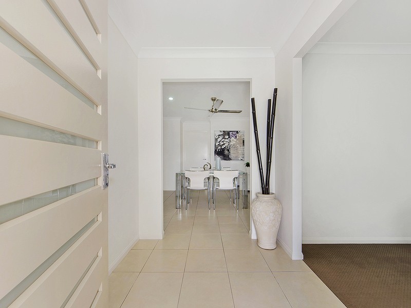 17 WILLOWOOD PLACE, Fernvale QLD 4306