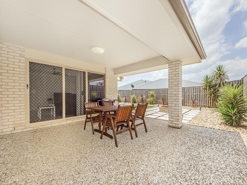 17 WILLOWOOD PLACE, Fernvale QLD 4306