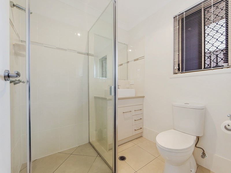 17 WILLOWOOD PLACE, Fernvale QLD 4306
