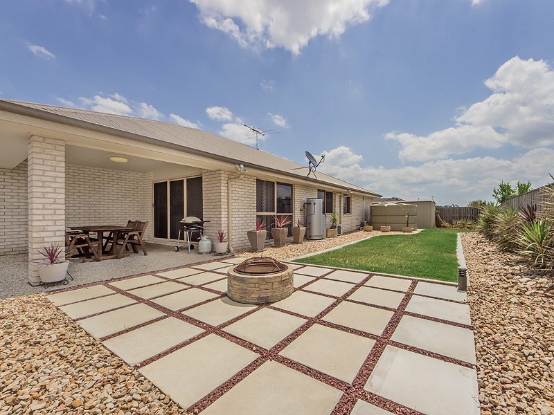 17 WILLOWOOD PLACE, Fernvale QLD 4306