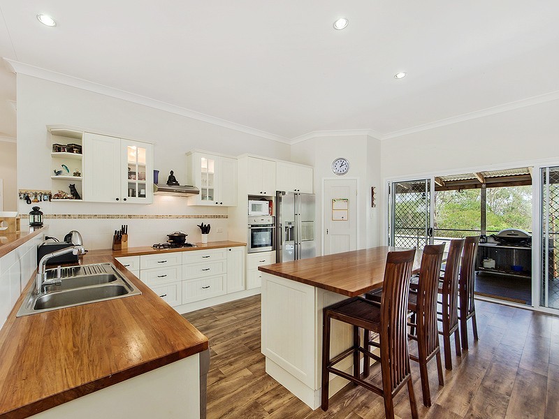 164 LOCKYER VIEW ROAD, Wivenhoe Pocket QLD 4306
