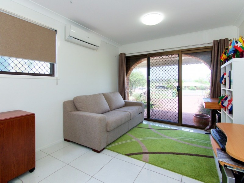 38 CARRALLUMA CRESCENT, Fernvale QLD 4306