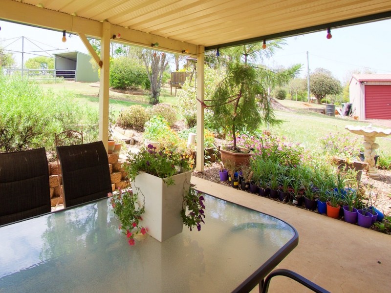 38 CARRALLUMA CRESCENT, Fernvale QLD 4306