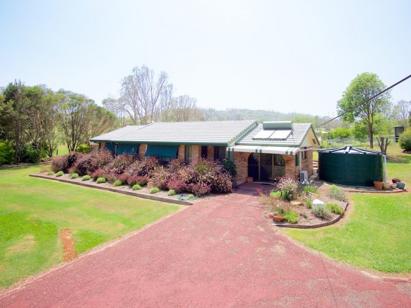 38 CARRALLUMA CRESCENT, Fernvale QLD 4306