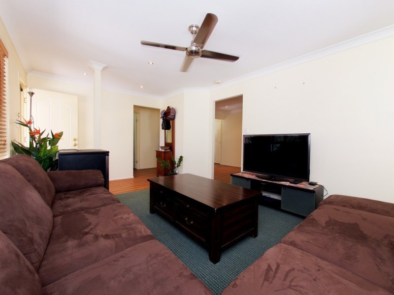 4 Notnel Court, Brassall QLD 4305