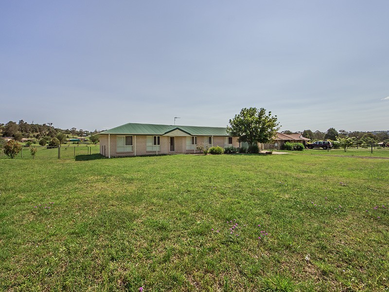 12 HARPENG DRIVE, Minden QLD 4311