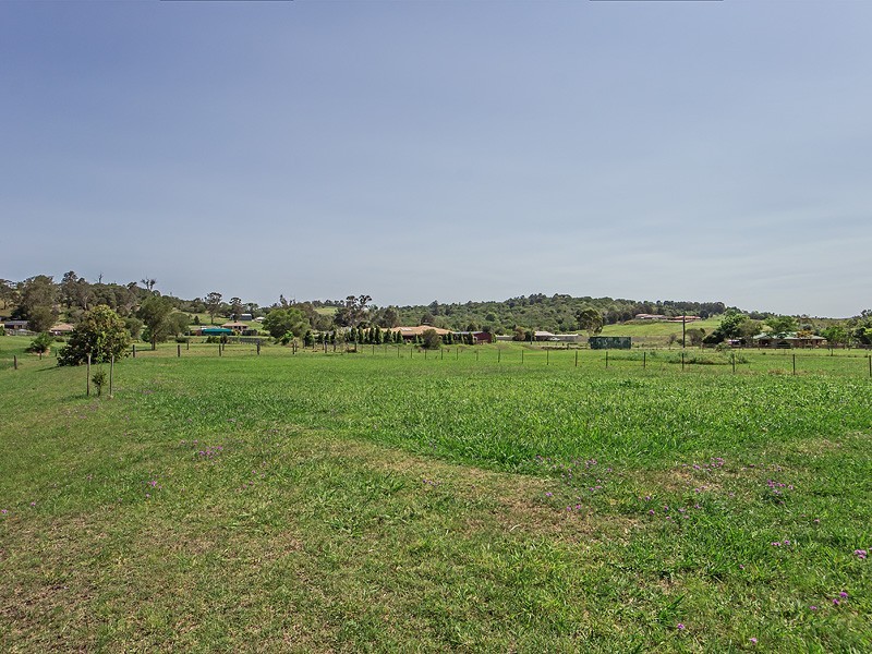 12 HARPENG DRIVE, Minden QLD 4311