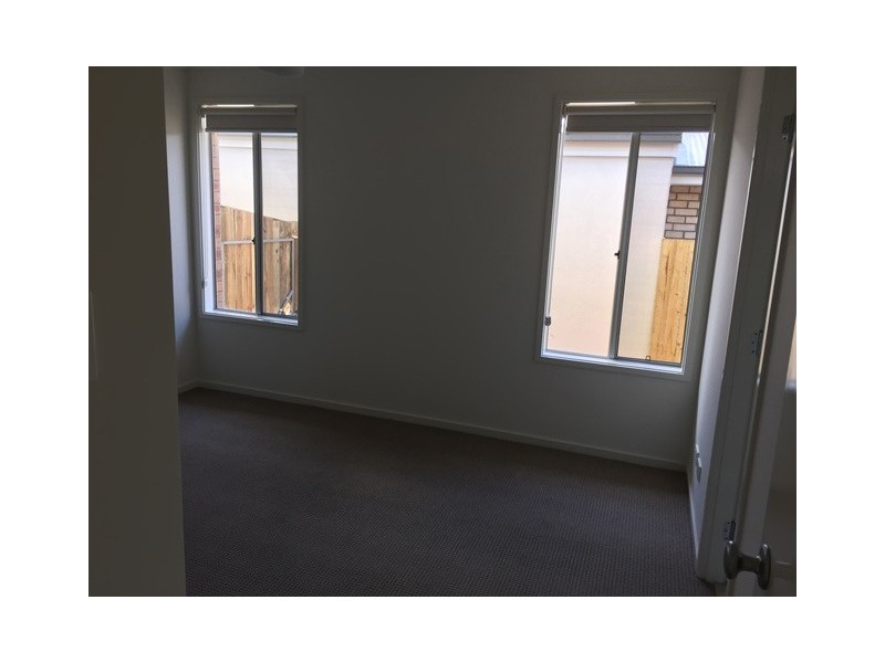 20 Stirling Circuit, Redbank Plains QLD 4301