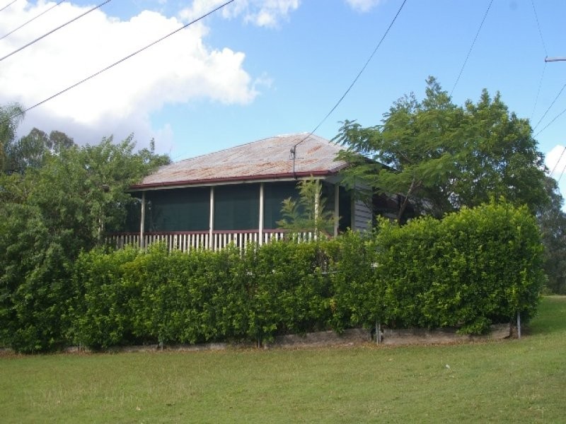 9 HOPETOWN STREET, Tivoli QLD 4305