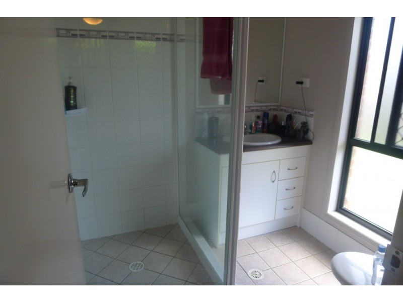3 RUTHVEN COURT, Yamanto QLD 4305