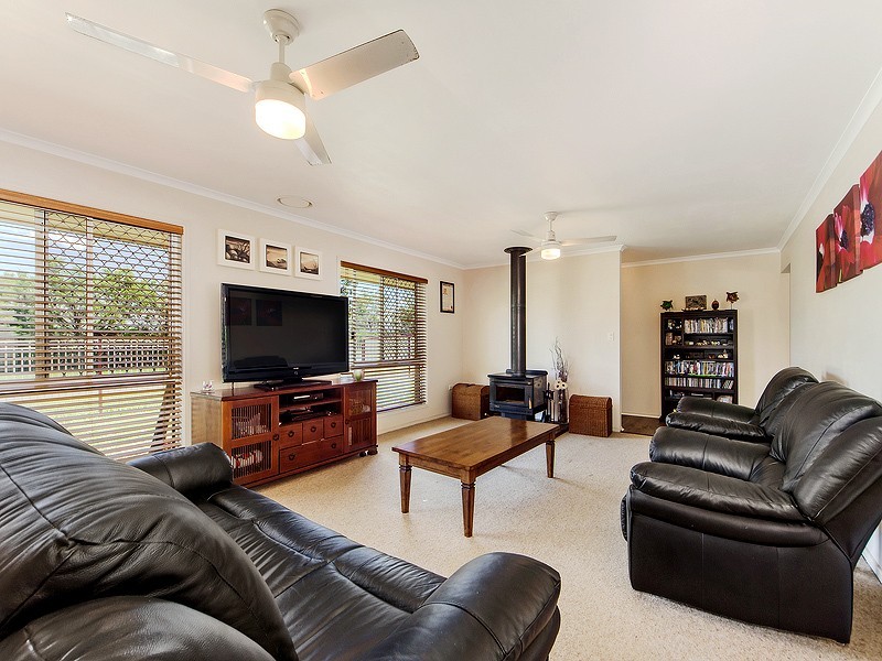 1-3 BELL STREET, Walloon QLD 4306