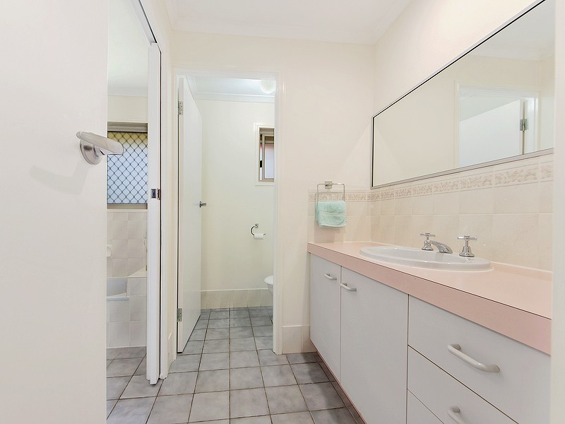 1-3 BELL STREET, Walloon QLD 4306
