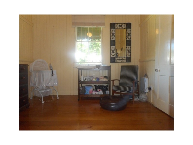 6 HERBERT STREET, Sadliers Crossing QLD 4305