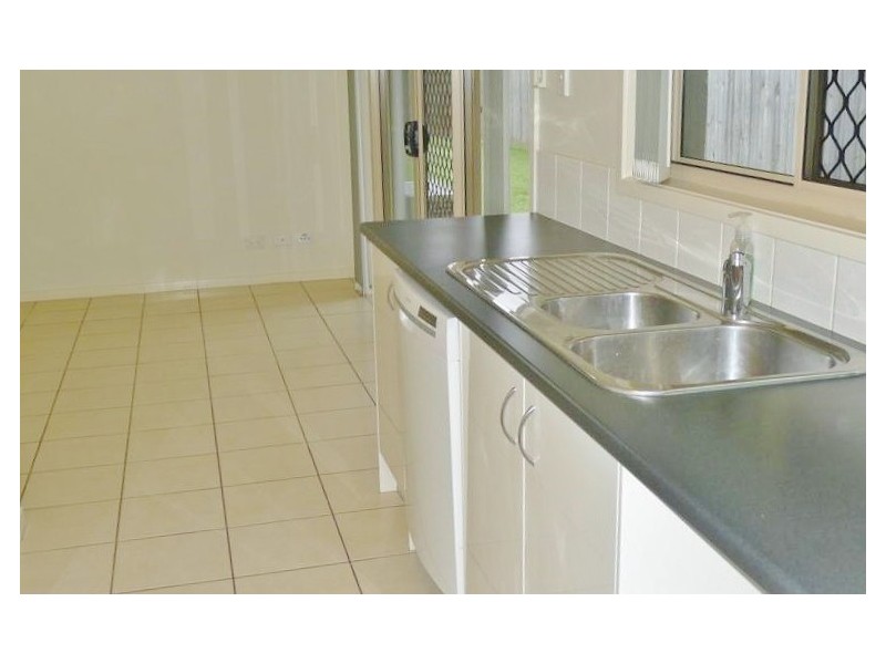 12 BOSSWOOD COURT, Yamanto QLD 4305