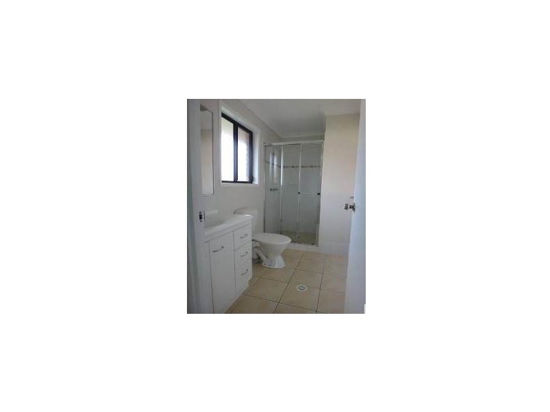 11 ANNA DRIVE, Raceview QLD 4305