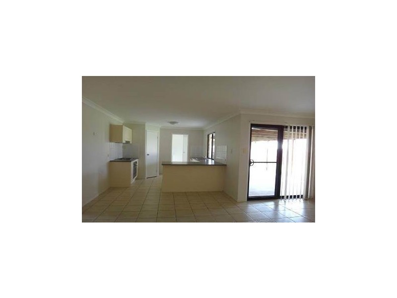 11 ANNA DRIVE, Raceview QLD 4305