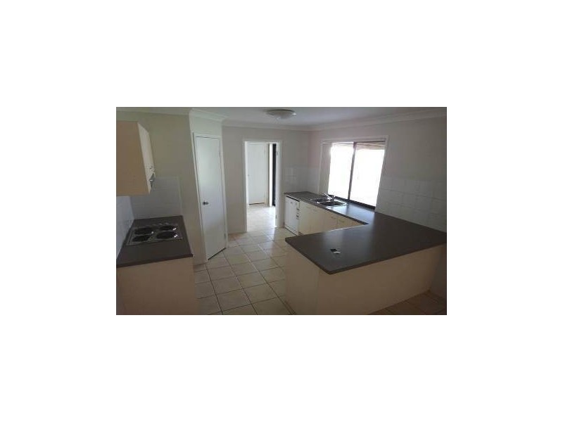 11 ANNA DRIVE, Raceview QLD 4305