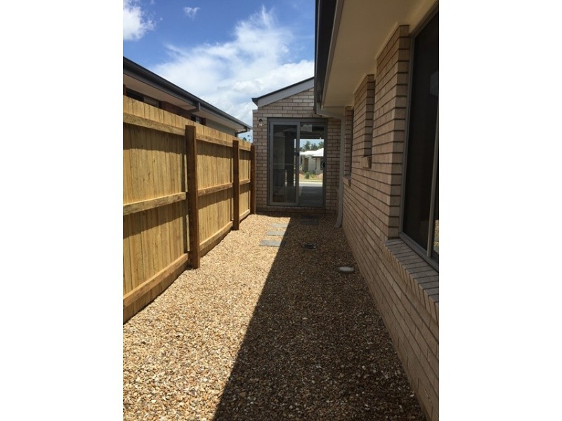 6 Huntingdale Street, Leichhardt QLD 4305