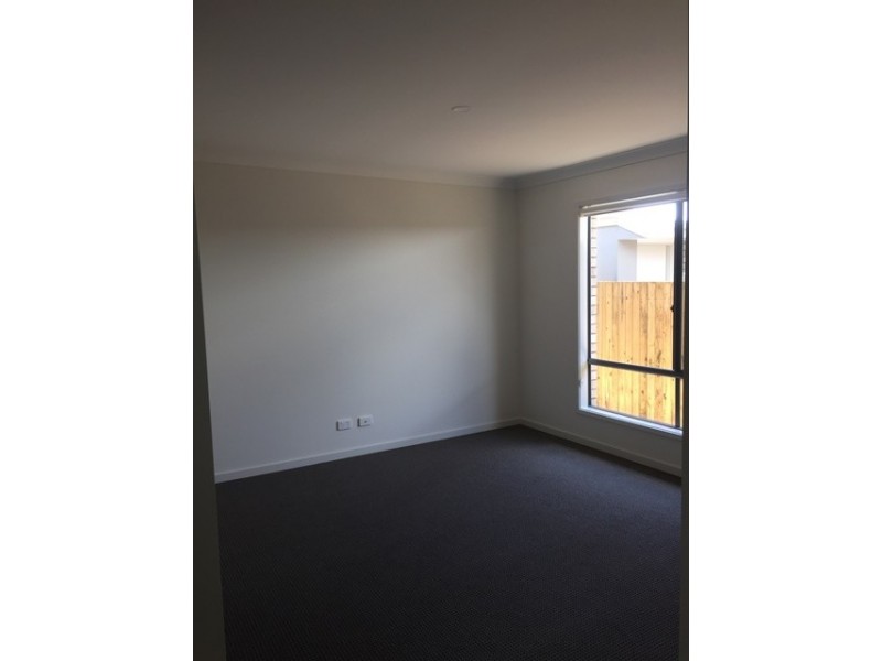 6 Huntingdale Street, Leichhardt QLD 4305