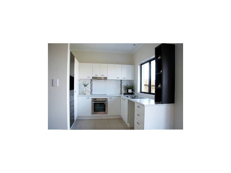 1/ 52 GOLDEN CREST PLACE, Bellbowrie QLD 4070